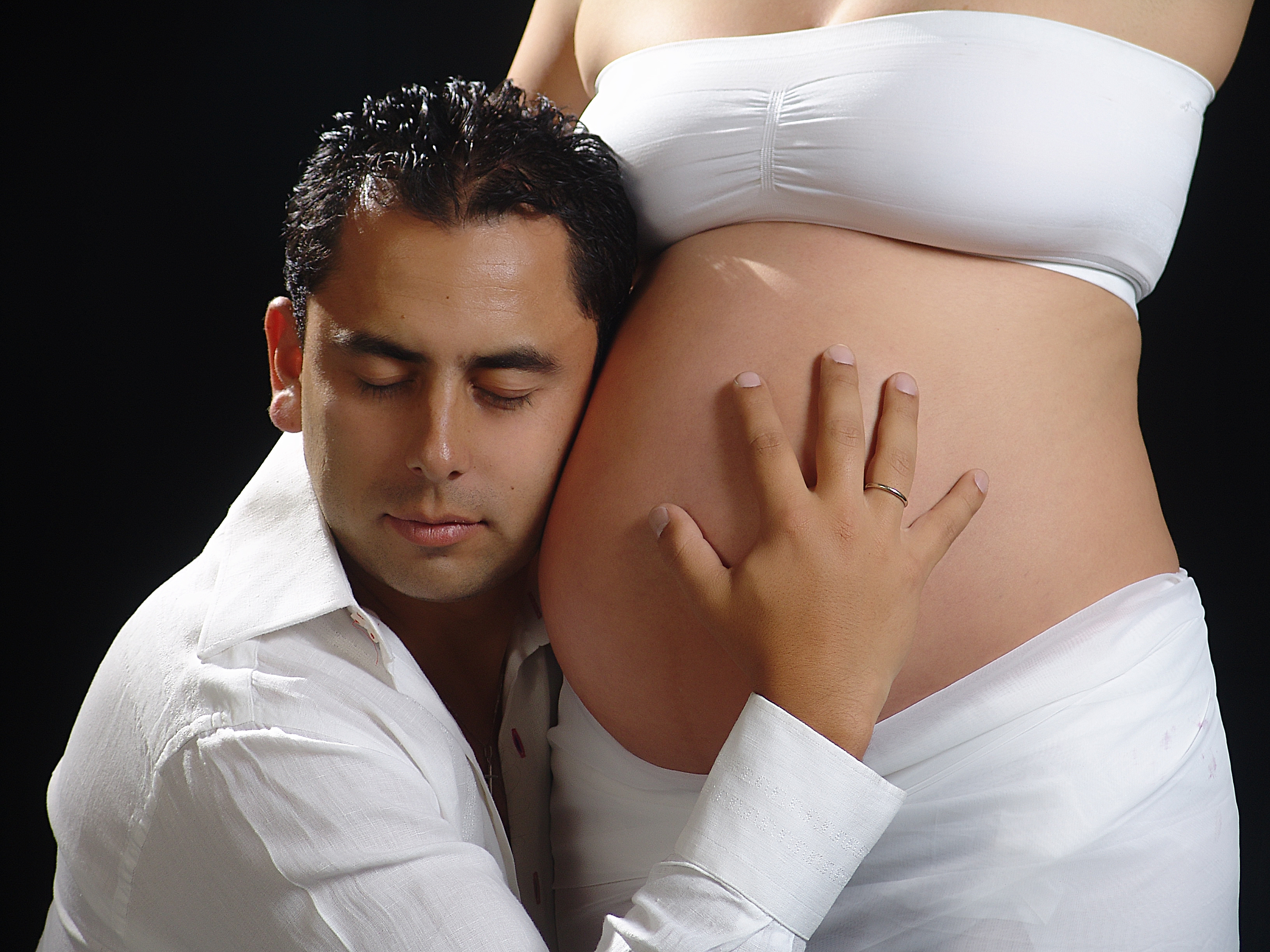 Resultado de imagen de embarazadas y familias